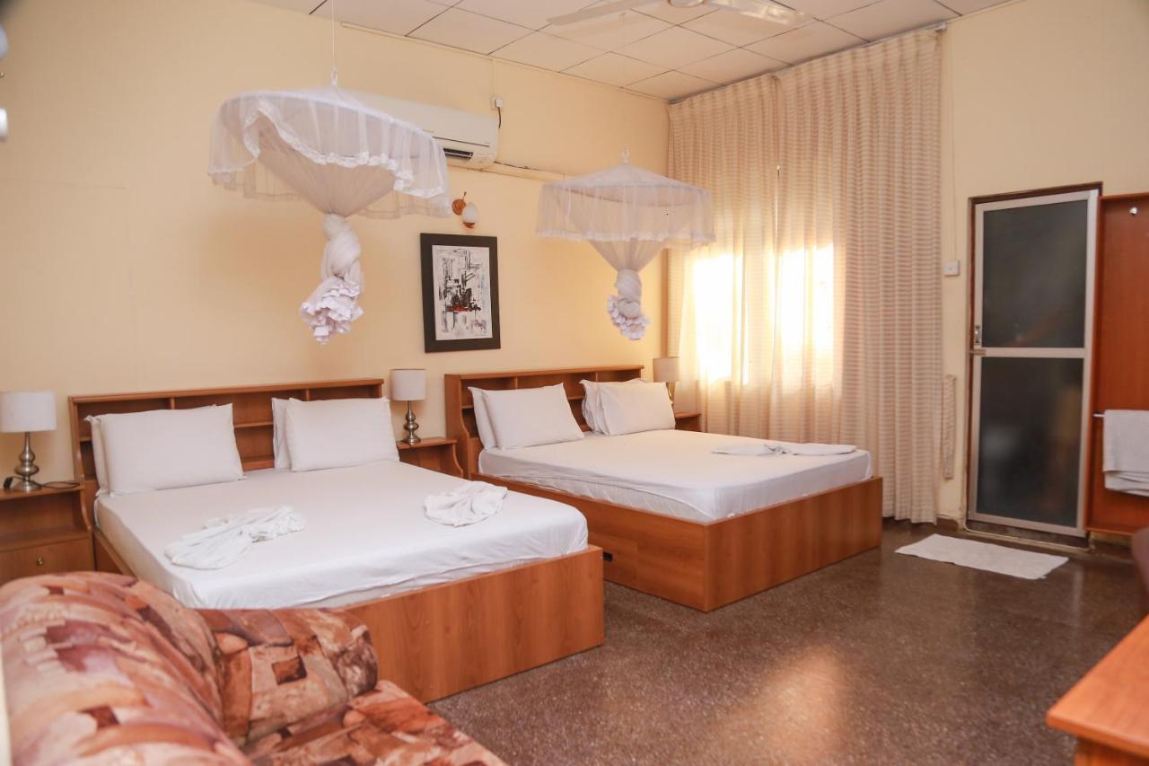 Milano Tourist Rest Hotell Anuradhapura Eksteriør bilde