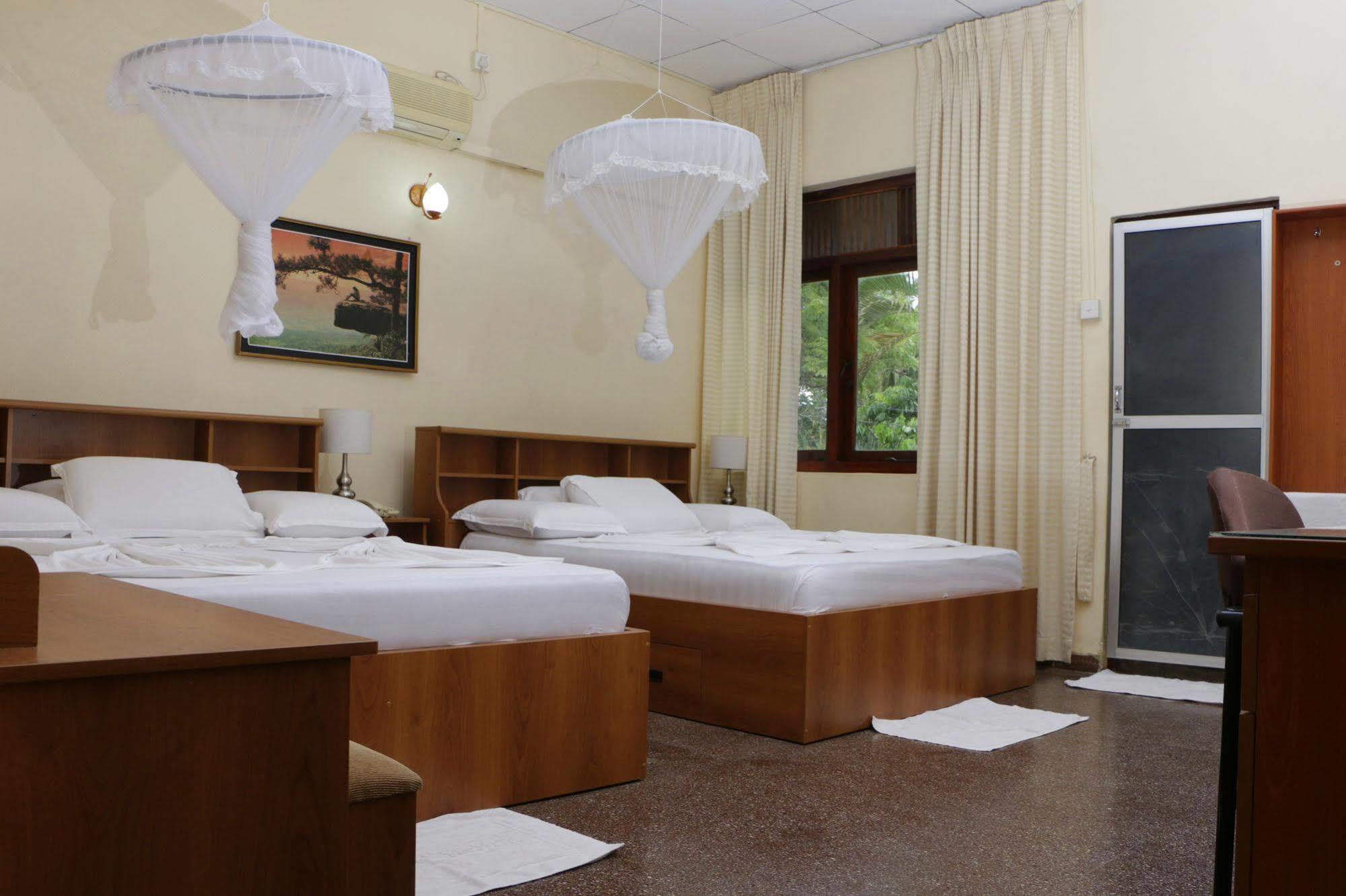 Milano Tourist Rest Hotell Anuradhapura Eksteriør bilde