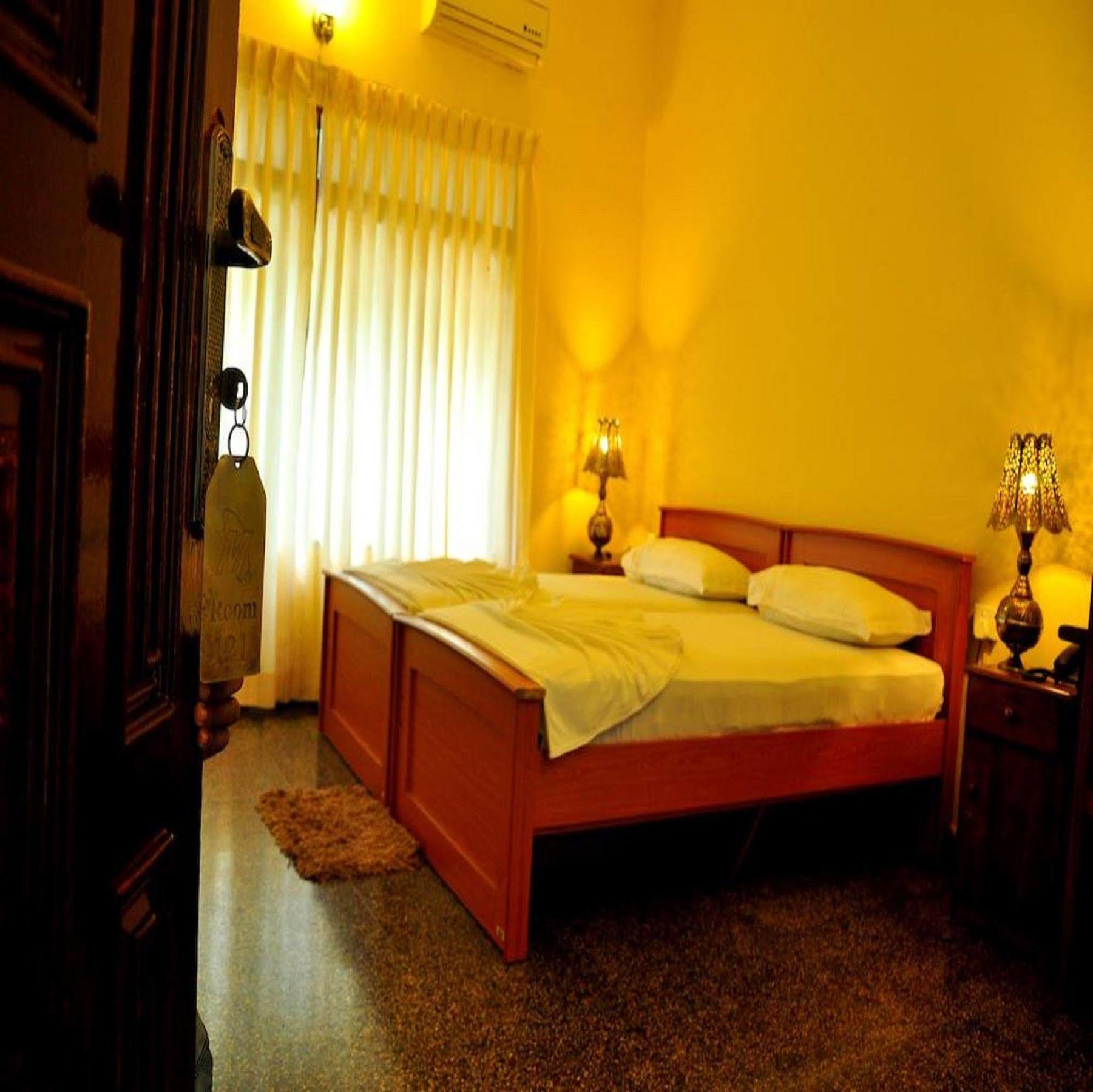 Milano Tourist Rest Hotell Anuradhapura Eksteriør bilde